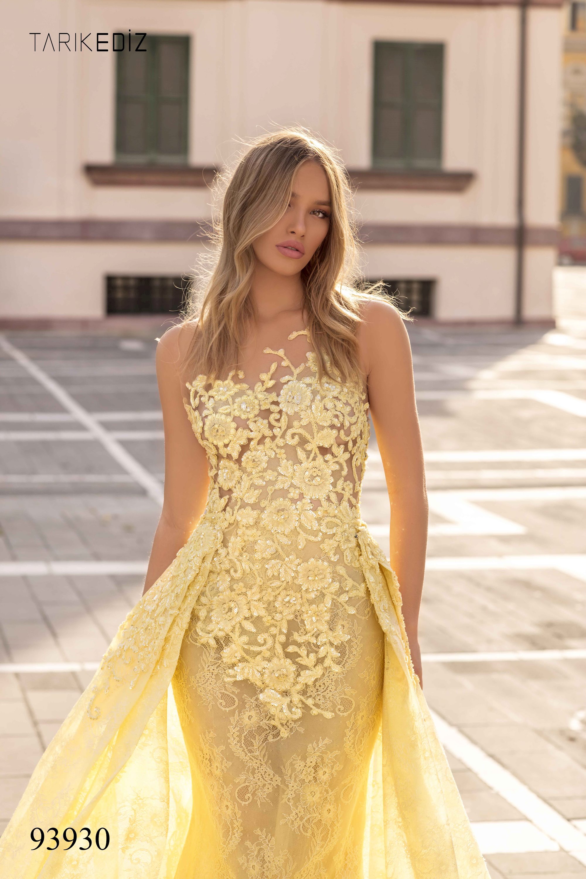 Tarik Ediz - 93930 | Roxanne's Couture